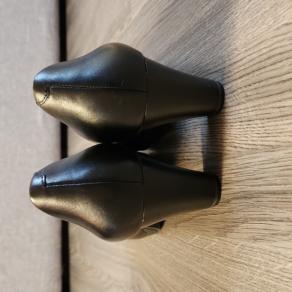 Caprice classic black leather pumps, size 39 - Picture 8 of 10